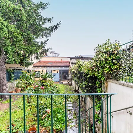 Bright Apartment With Private Garden And Balcony Firenze Esterno foto